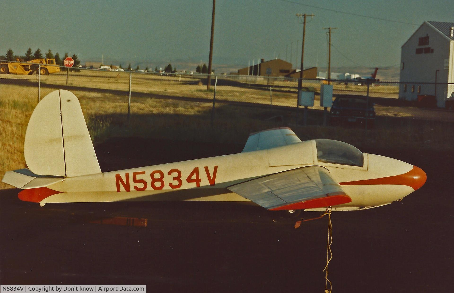N5834V, 1964 Schweizer SGS 1-26B C/N 267, A previous owner had the aircraft based in Montana.
