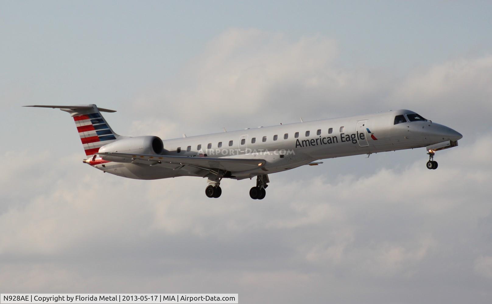 N928AE, 2005 Embraer Embraer EMB-145LR C/N 14500911, Eagle