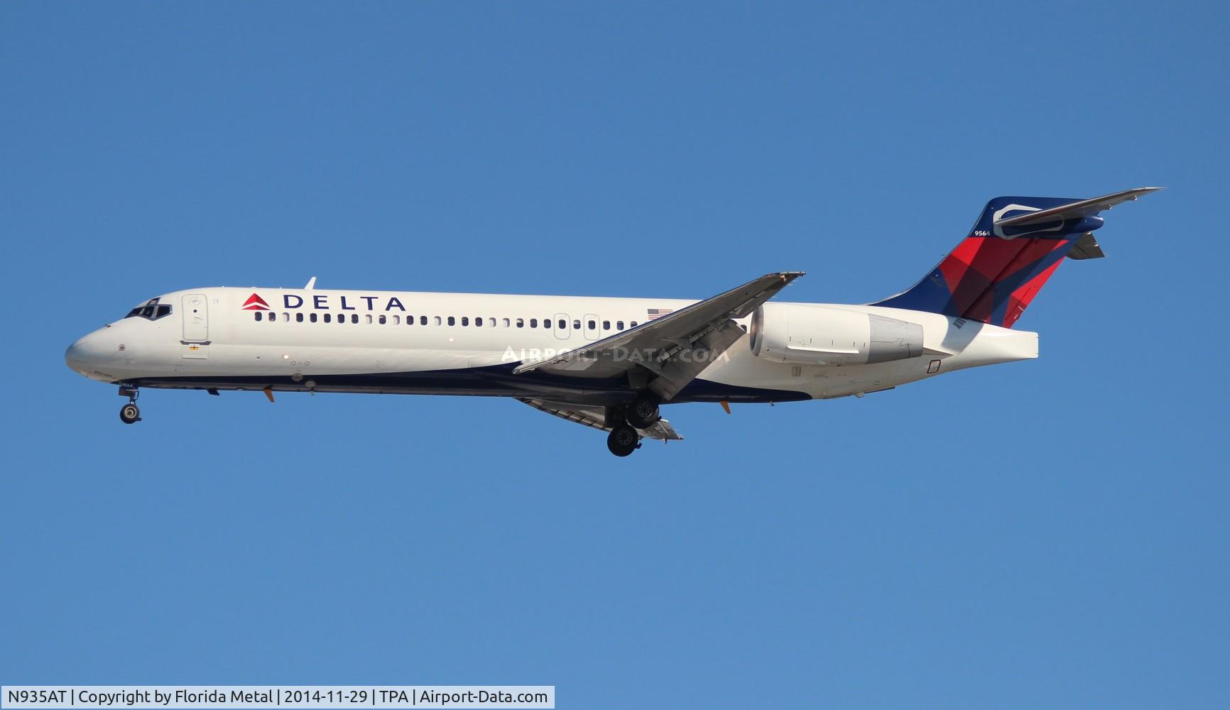 N935AT, 2000 Boeing 717-200 C/N 55069, Delta