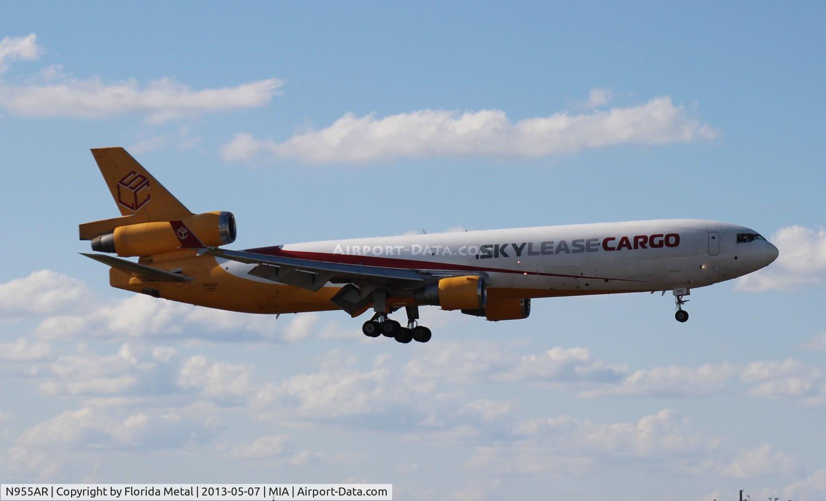 N955AR, 1992 McDonnell Douglas MD-11F C/N 48496, Skylease Cargo