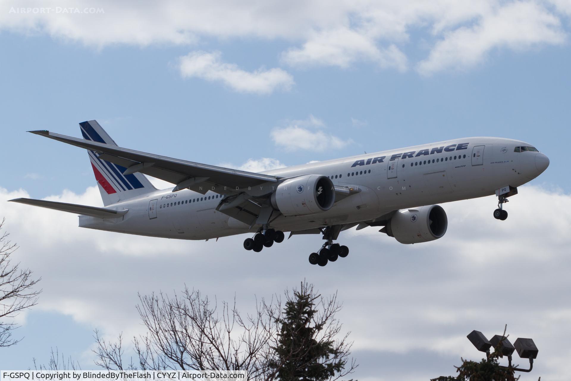 F-GSPQ, 2001 Boeing 777-228/ER C/N 28682, On short final for 05 at Toronto Pearson
