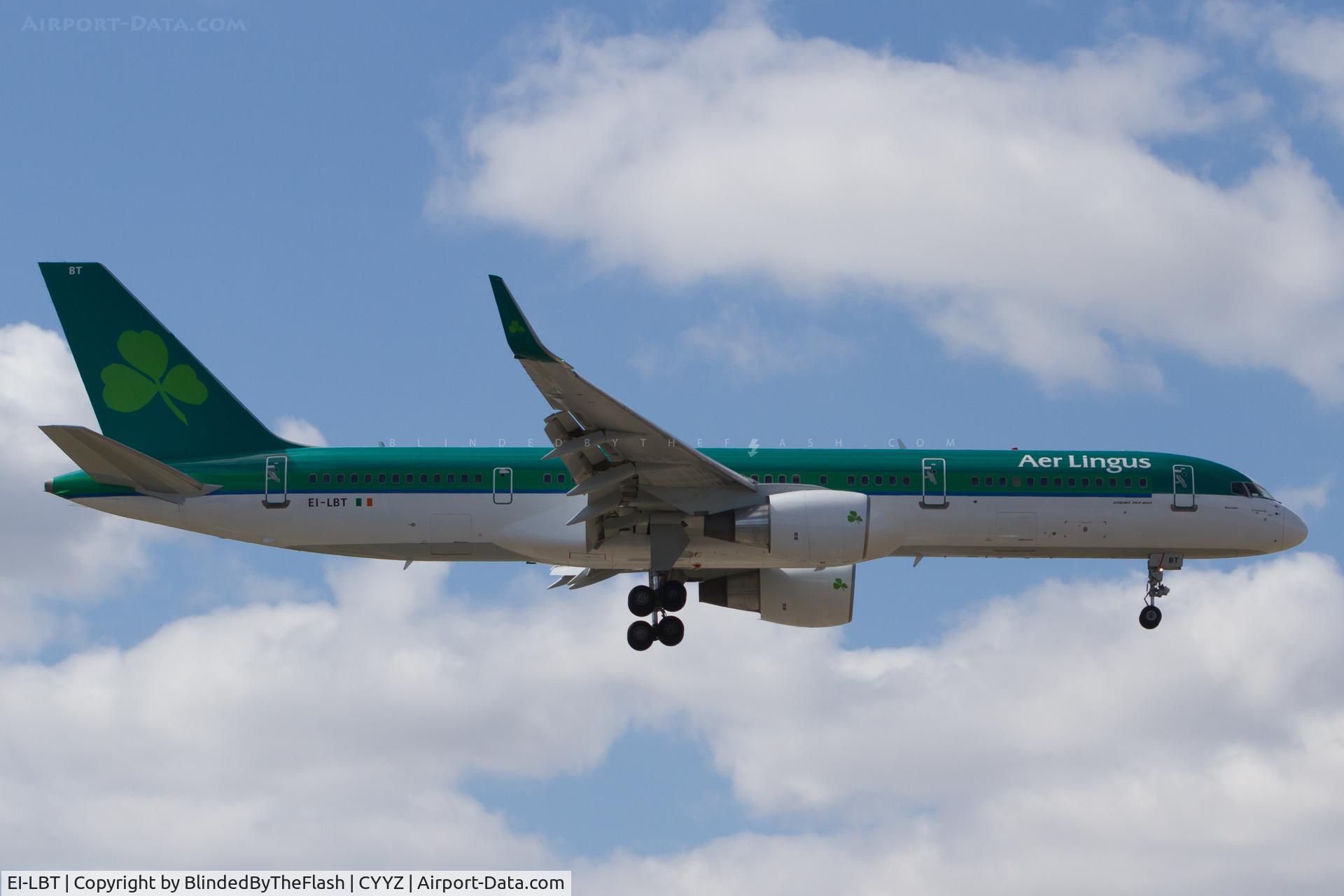 EI-LBT, 1998 Boeing 757-2Q8 C/N 28170, Short final for 05 at Toronto Pearson