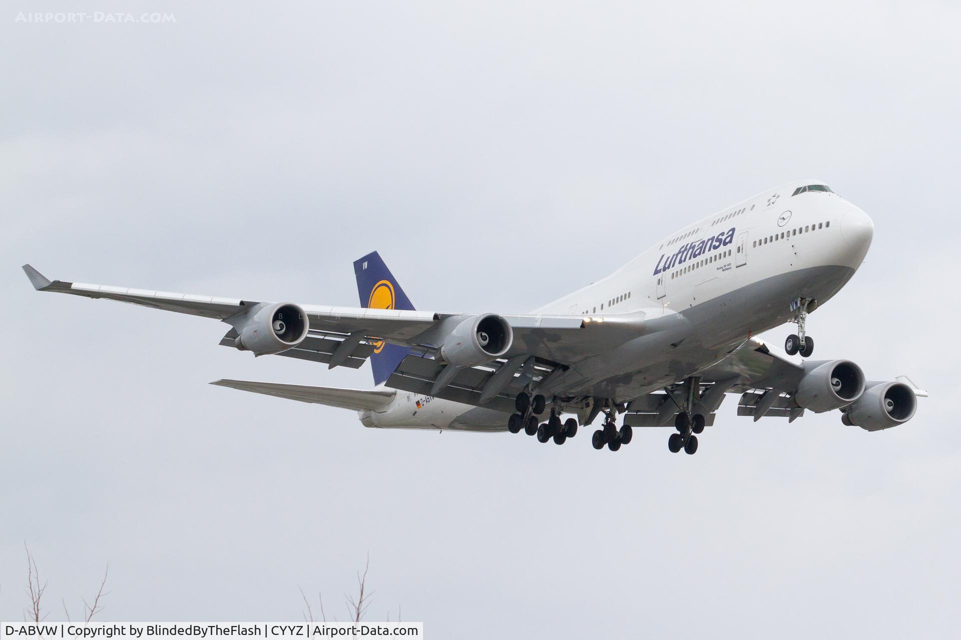 D-ABVW, 1999 Boeing 747-430 C/N 29493, Short final for runway 24L at Toronto Pearson