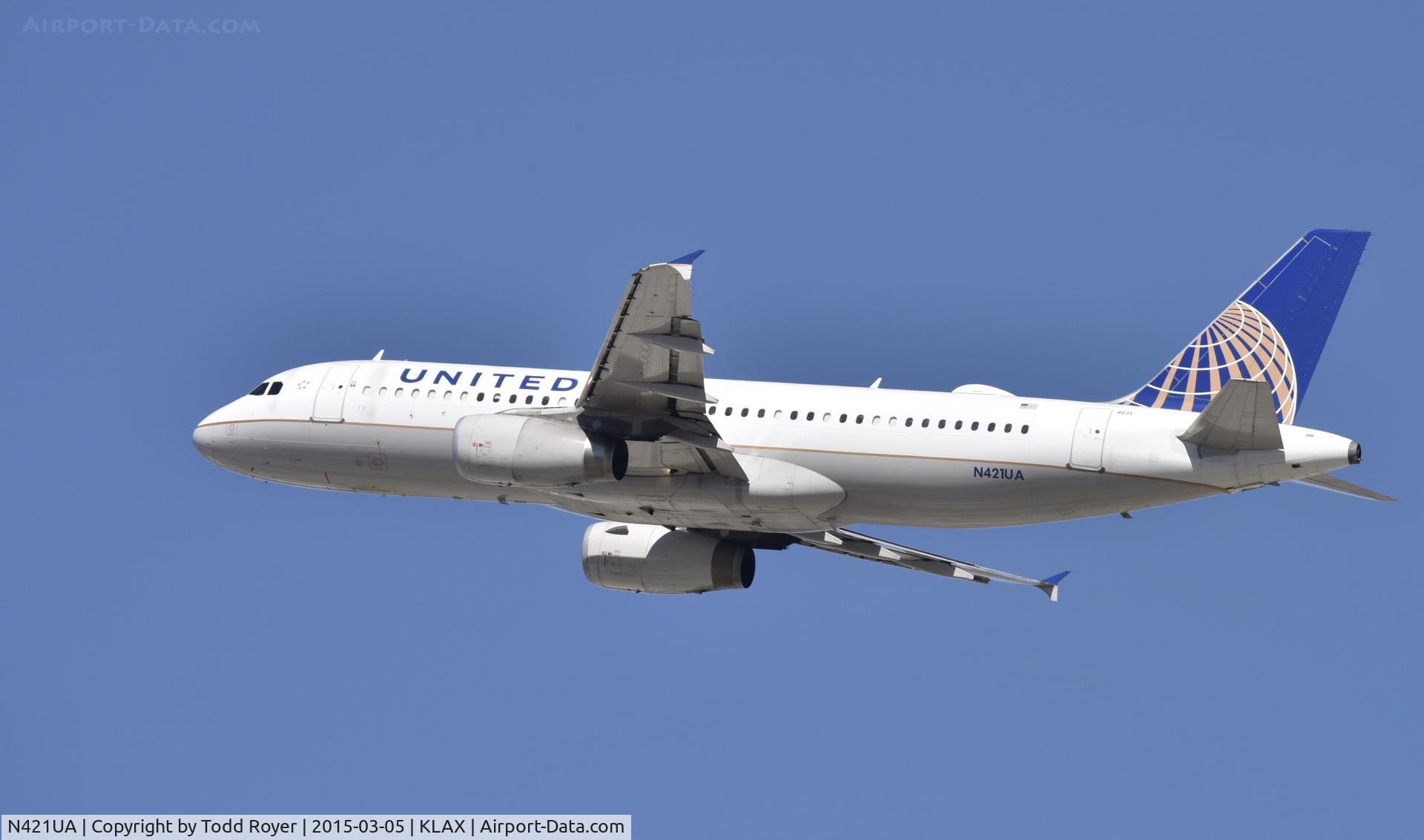 N421UA, 1994 Airbus A320-232 C/N 500, Departing LAX on 25R