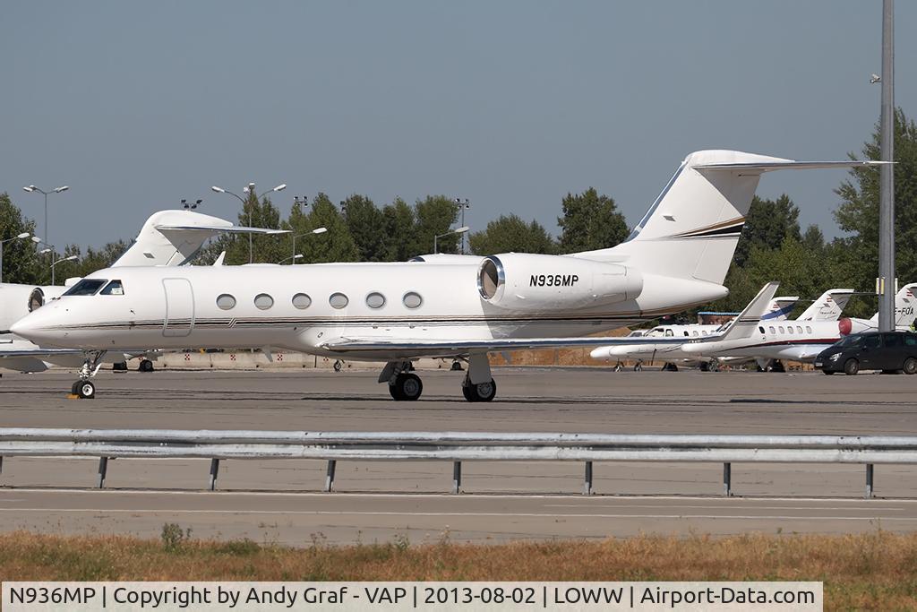 N936MP, 2009 Gulfstream Aerospace GIV-X (G450) C/N 4173, Gulfstream G450