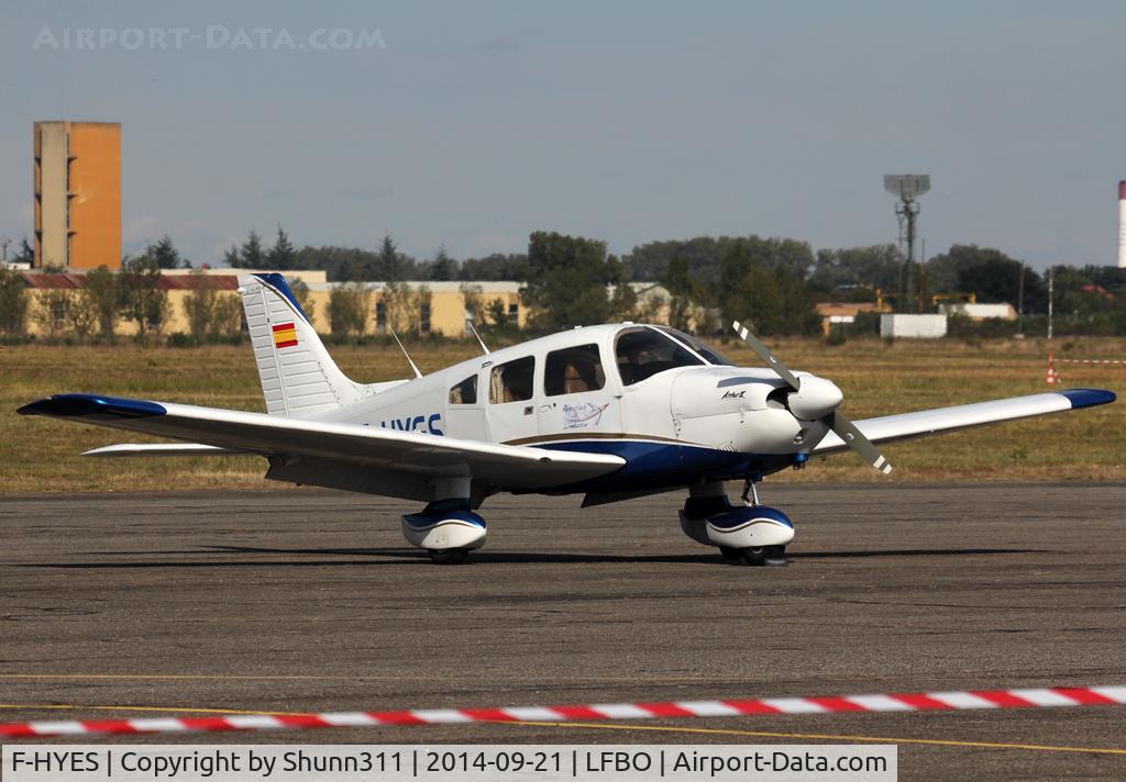 F-HYES, Piper PA-28-181 Archer II C/N 28-8190109, Participant of the LFBF Airshow 2014 - Demo aircraft