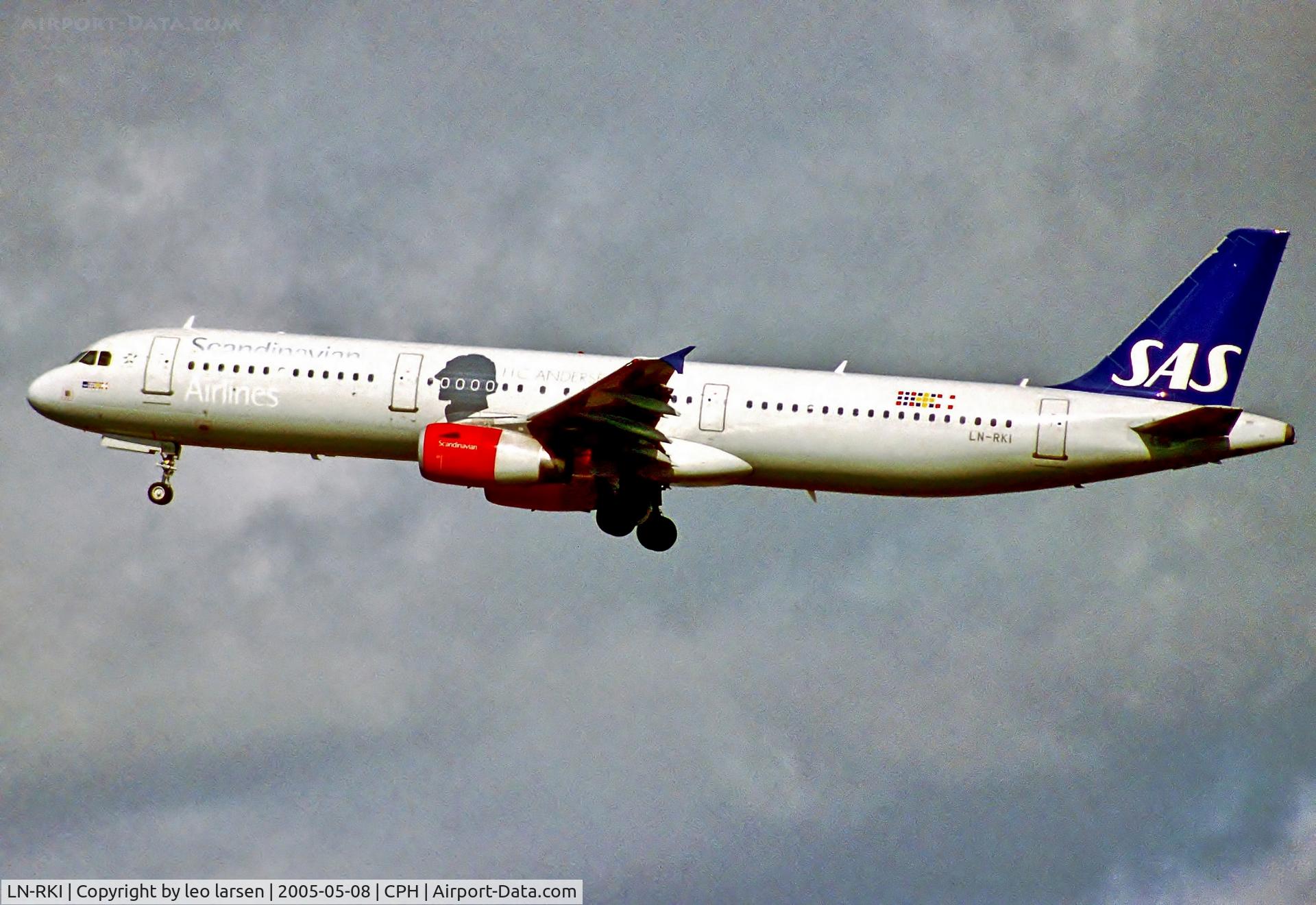 LN-RKI, 2002 Airbus A321-232 C/N 1817, Copenhagen 8.5.05.with silhuett of Danish poet
H.C.Andersen celebrate his 200 years birth.