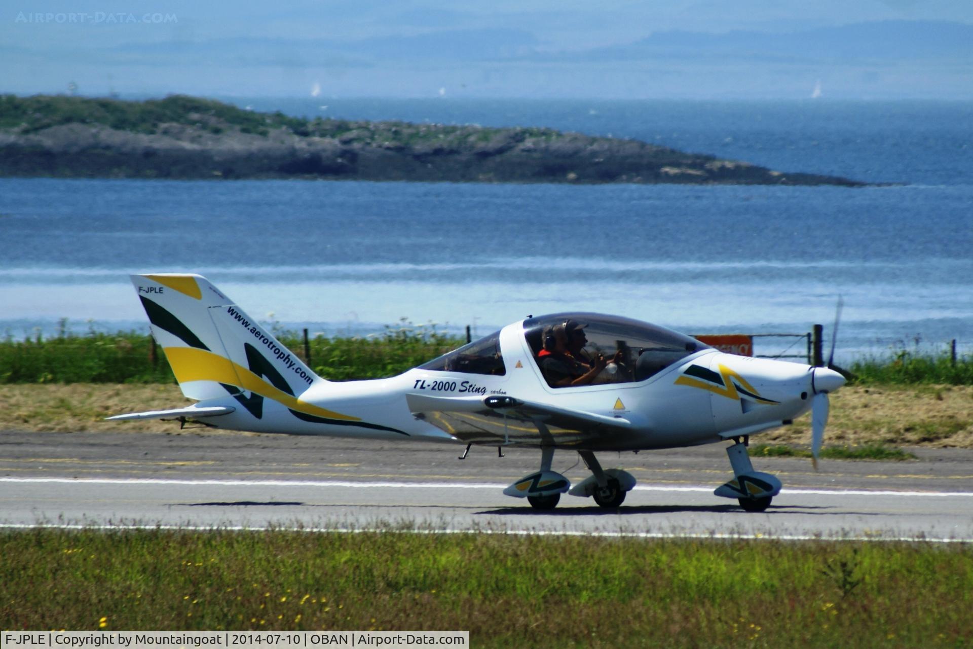 F-JPLE, TL Ultralight TL-2000 Sting C/N Not found F-JPLE, Departing Oban