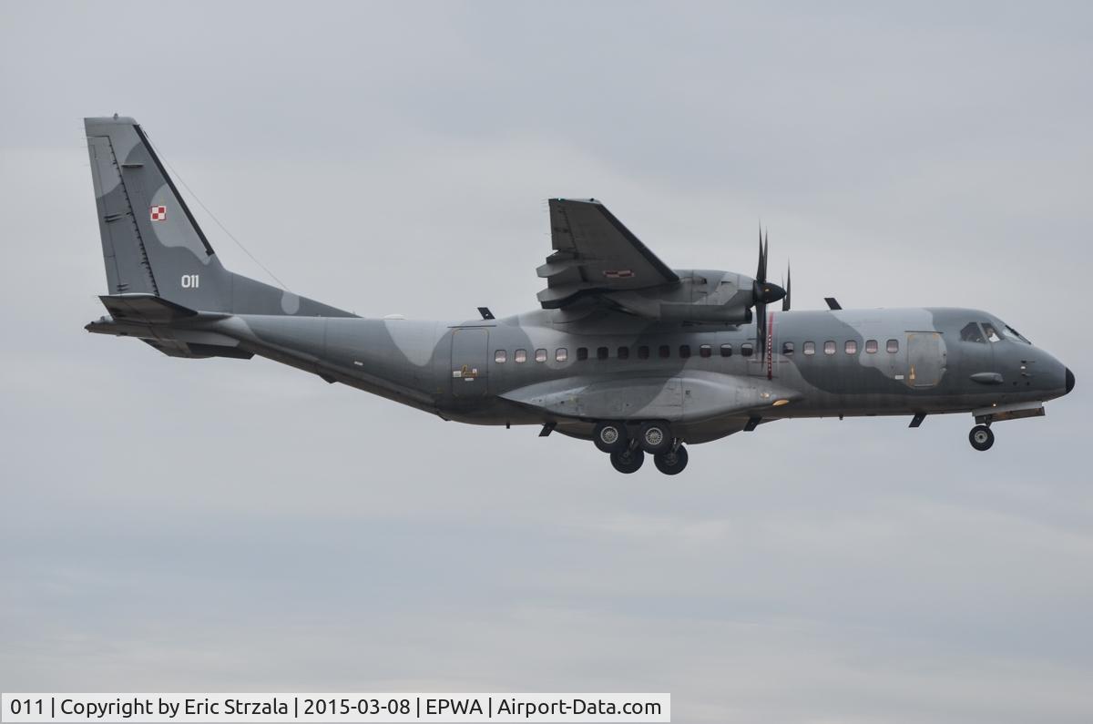 011, 2003 CASA C-295M C/N S-009, C-295 arriving in from Cracov.