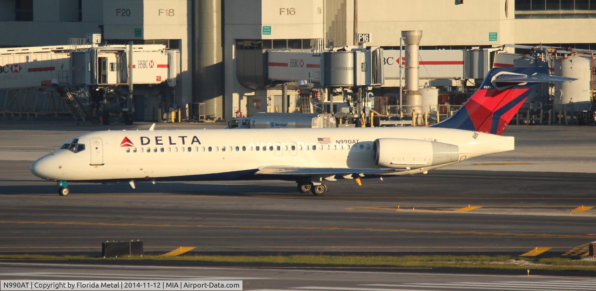 N990AT, 2001 Boeing 717-200 C/N 55134, Delta
