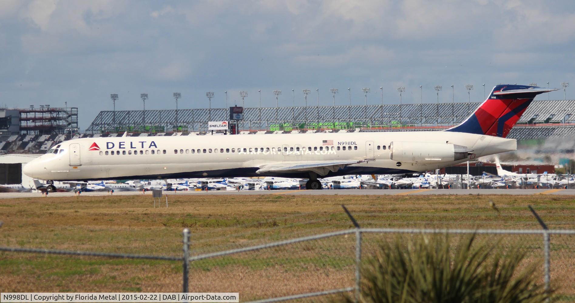 N998DL, 1992 McDonnell Douglas MD-88 C/N 53370, Delta