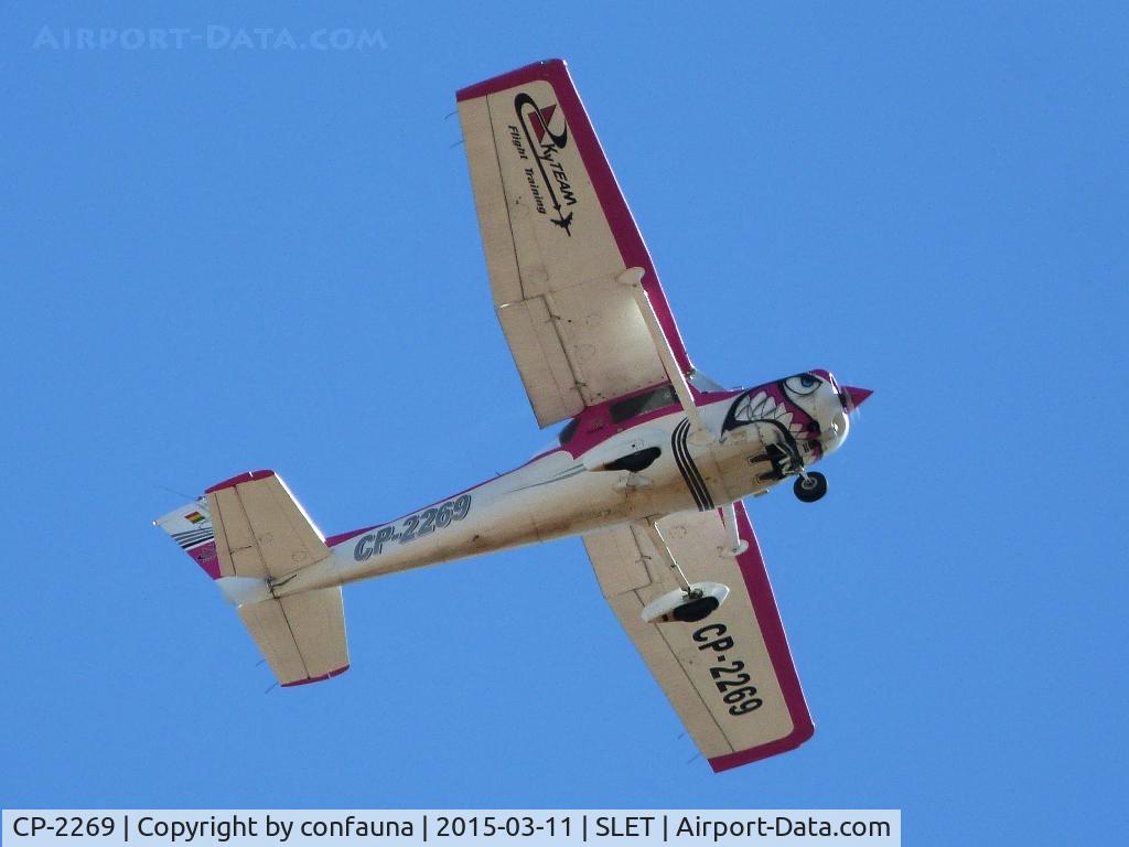 CP-2269, Cessna 152 C/N 152-82570, Skyteam trainer with the new paint