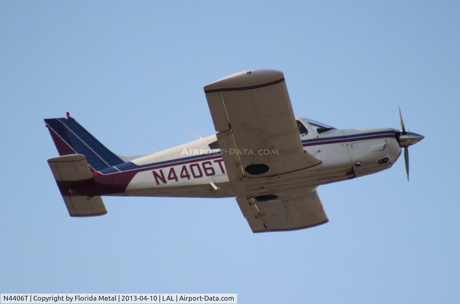 N4406T, 1972 Piper PA-28R-200 Cherokee Arrow C/N 28R-7235034, Piper PA-28R-200
