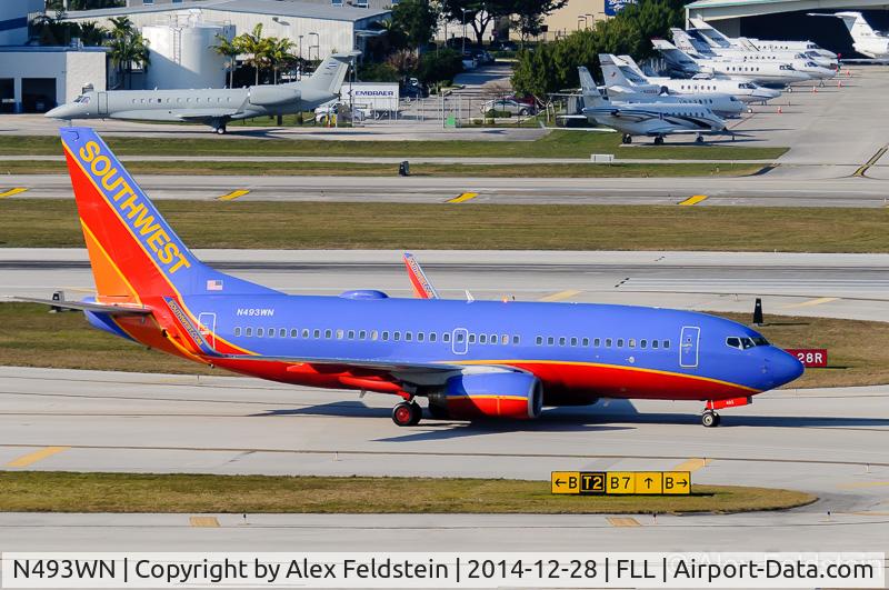 N493WN, 2004 Boeing 737-7H4 C/N 32477, Ft. Lauderdale