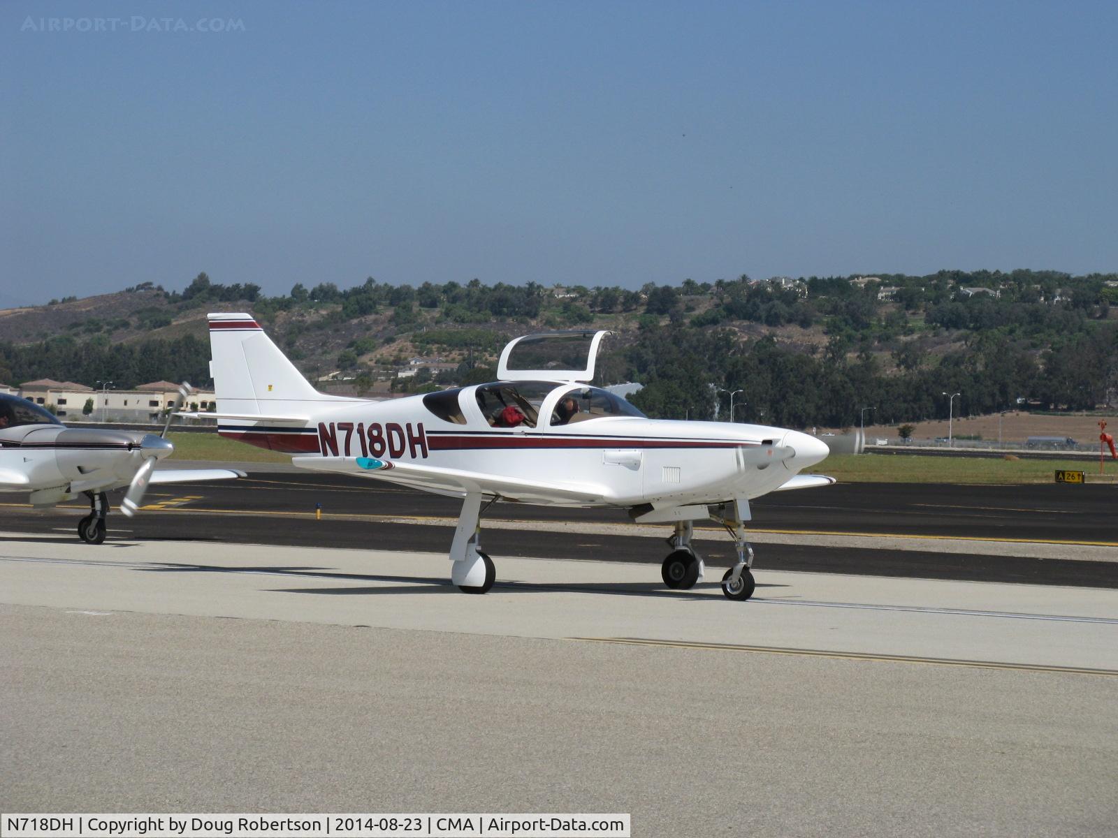 N718DH, 2003 Stoddard-Hamilton Glasair III SH-3R C/N 3083, 2003 Hirsch GLASAIR III SH-3R, Lycoming IO-540, taxi pause