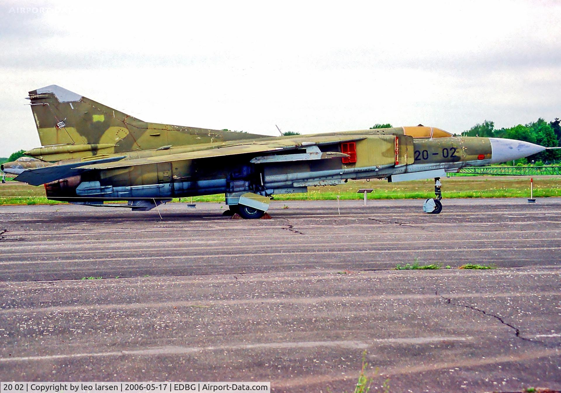 20 02, Mikoyan-Gurevich MiG-23MF C/N 0390213299, Berlin Gatow 17.5.06
