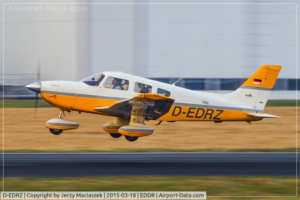 D-EDRZ, 1999 Piper PA-28-181 Archer III C/N 2843235, Piper PA-28-181