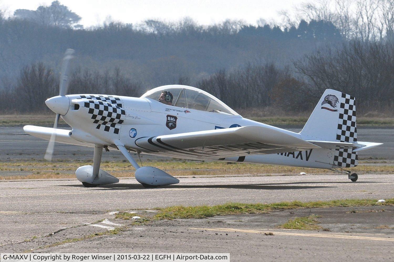 G-MAXV, 2000 Vans RV-4 C/N PFA 181-13266, Visiting RV-4 in Team Raven colours and markings.