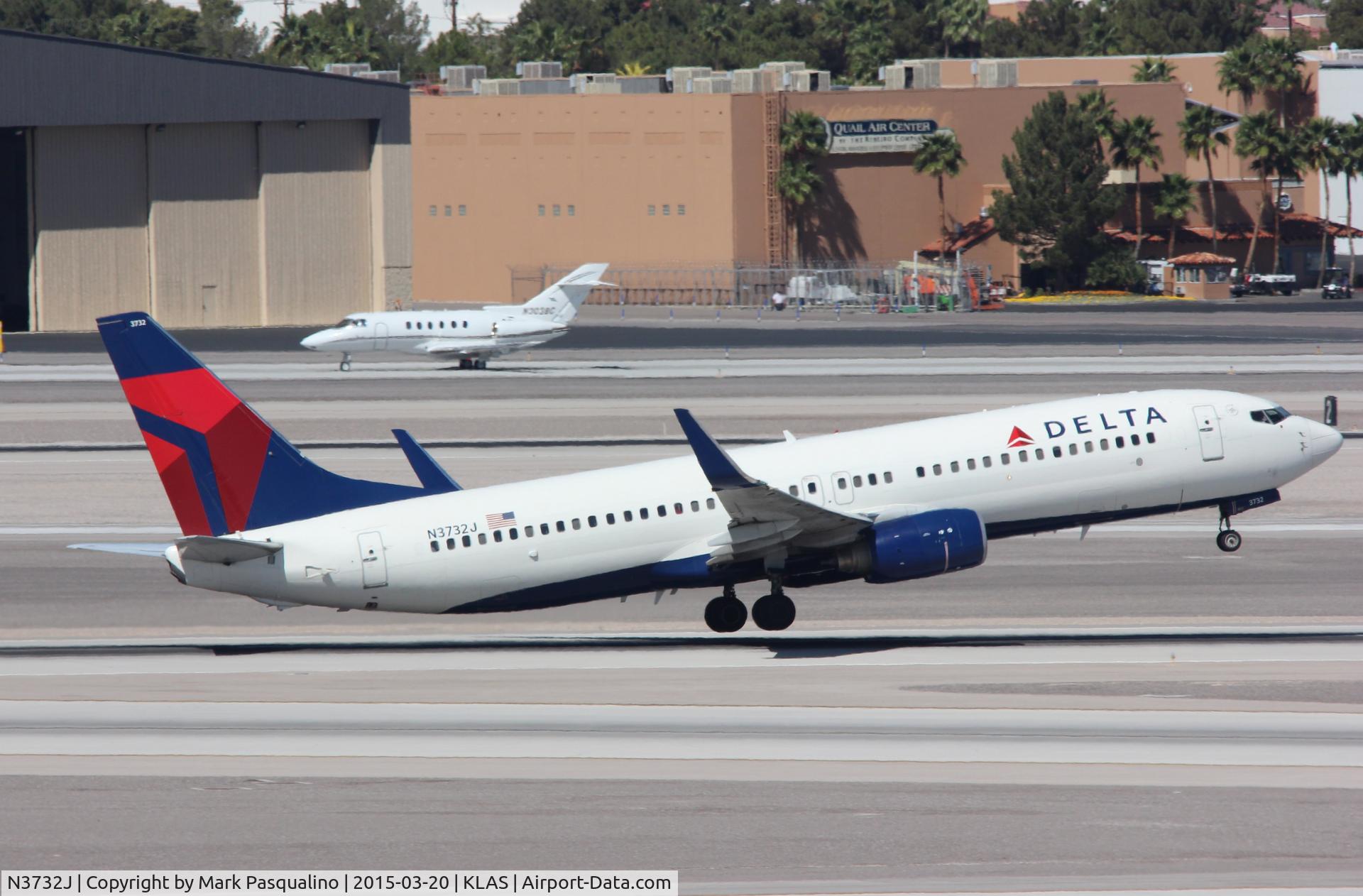 N3732J, 2000 Boeing 737-832 C/N 30380, Boeing 737-800