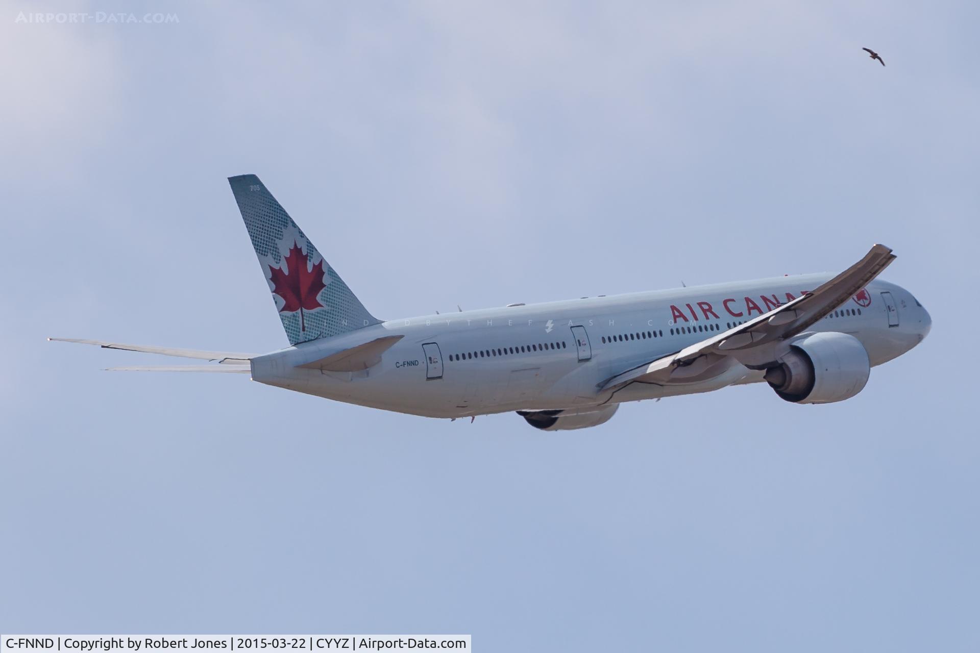 C-FNND, 2008 Boeing 777-233/LR C/N 35246, Departing 33R at Toronto Pearson