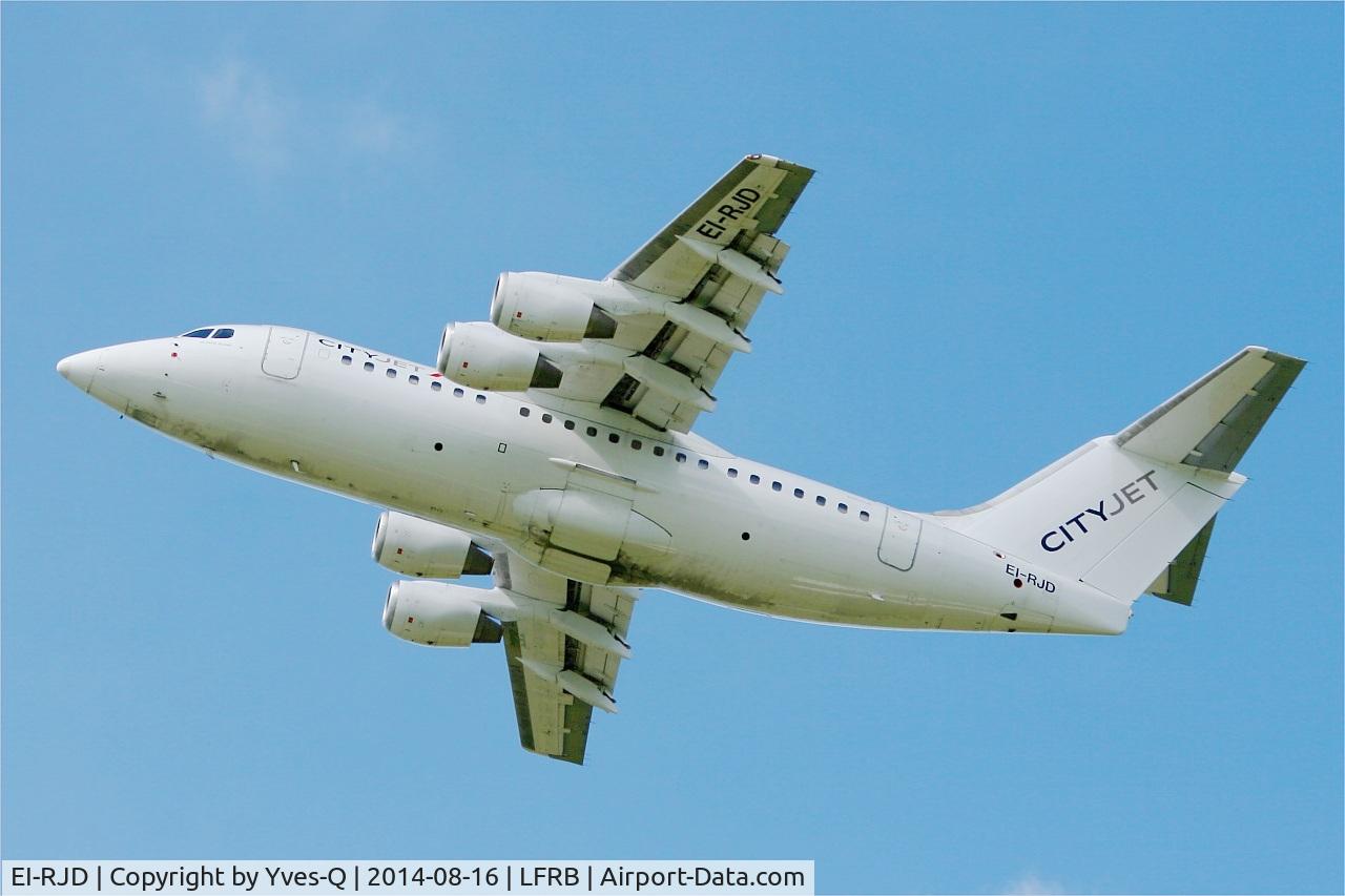 EI-RJD, 1998 BAE Systems Avro 146-RJ85 C/N E.2334, BAe Avro 146 RJ-85, Take off rwy 25L, Brest-Bretagne airport (LFRB-BES)
