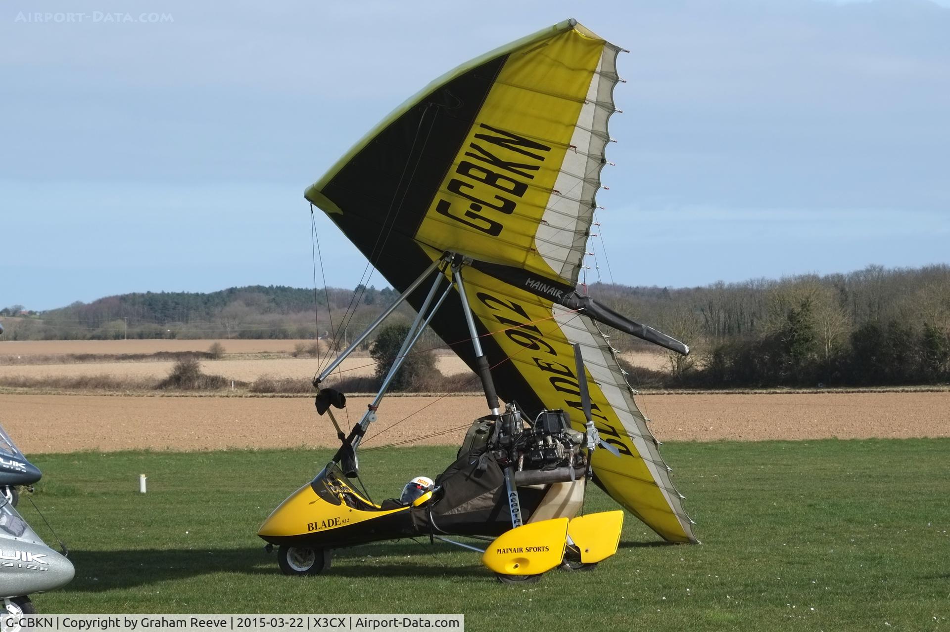 G-CBKN, 2002 Mainair Blade 912 C/N 1316-0302-7-W1111, Parked at Northrepps.