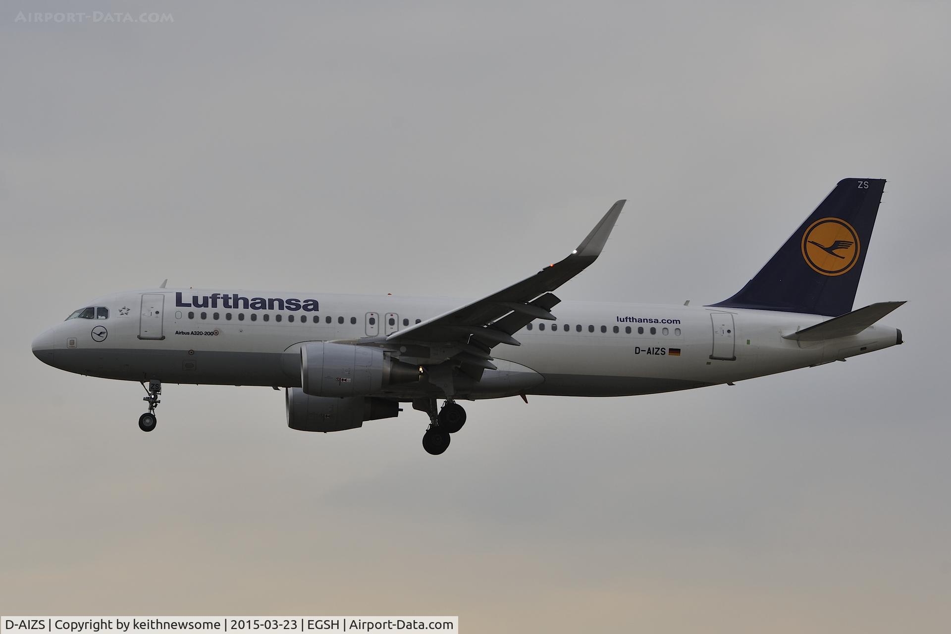 D-AIZS, 2013 Airbus A320-214 C/N 5557, Arriving for paint work.
