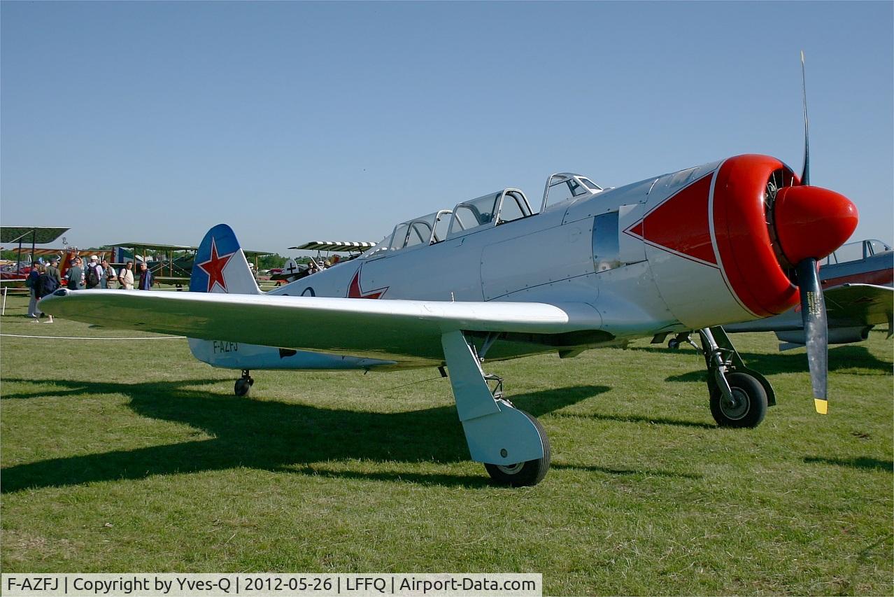 F-AZFJ, Yakovlev Yak-11 C/N 25 III/02, Yakovlev Yak-11, La Ferté Alais Airfield (LFFQ) Air Show 2012