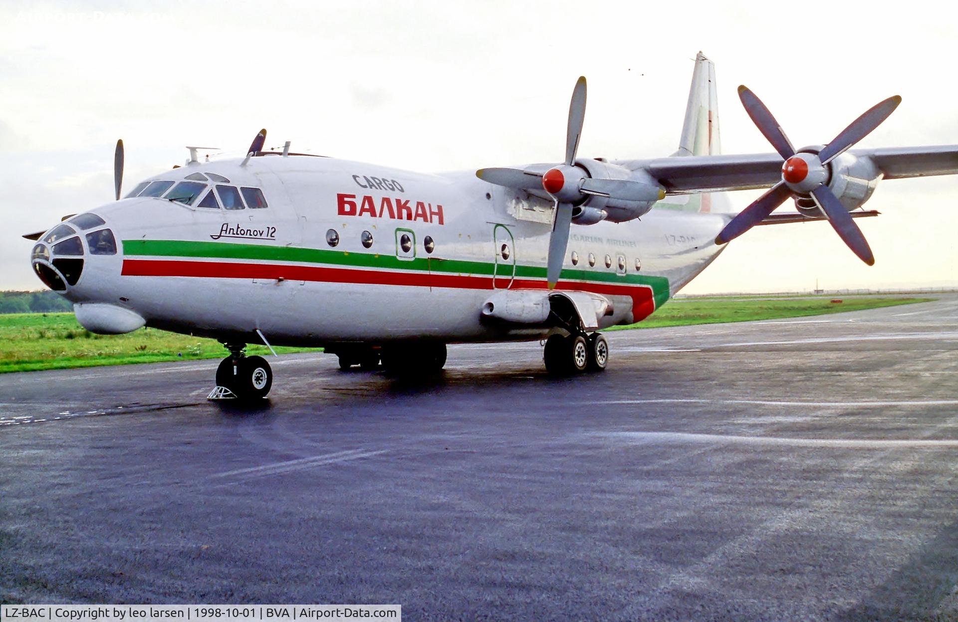 LZ-BAC, 1965 Antonov An-12B C/N 6343708, Beavais France 1.10.98