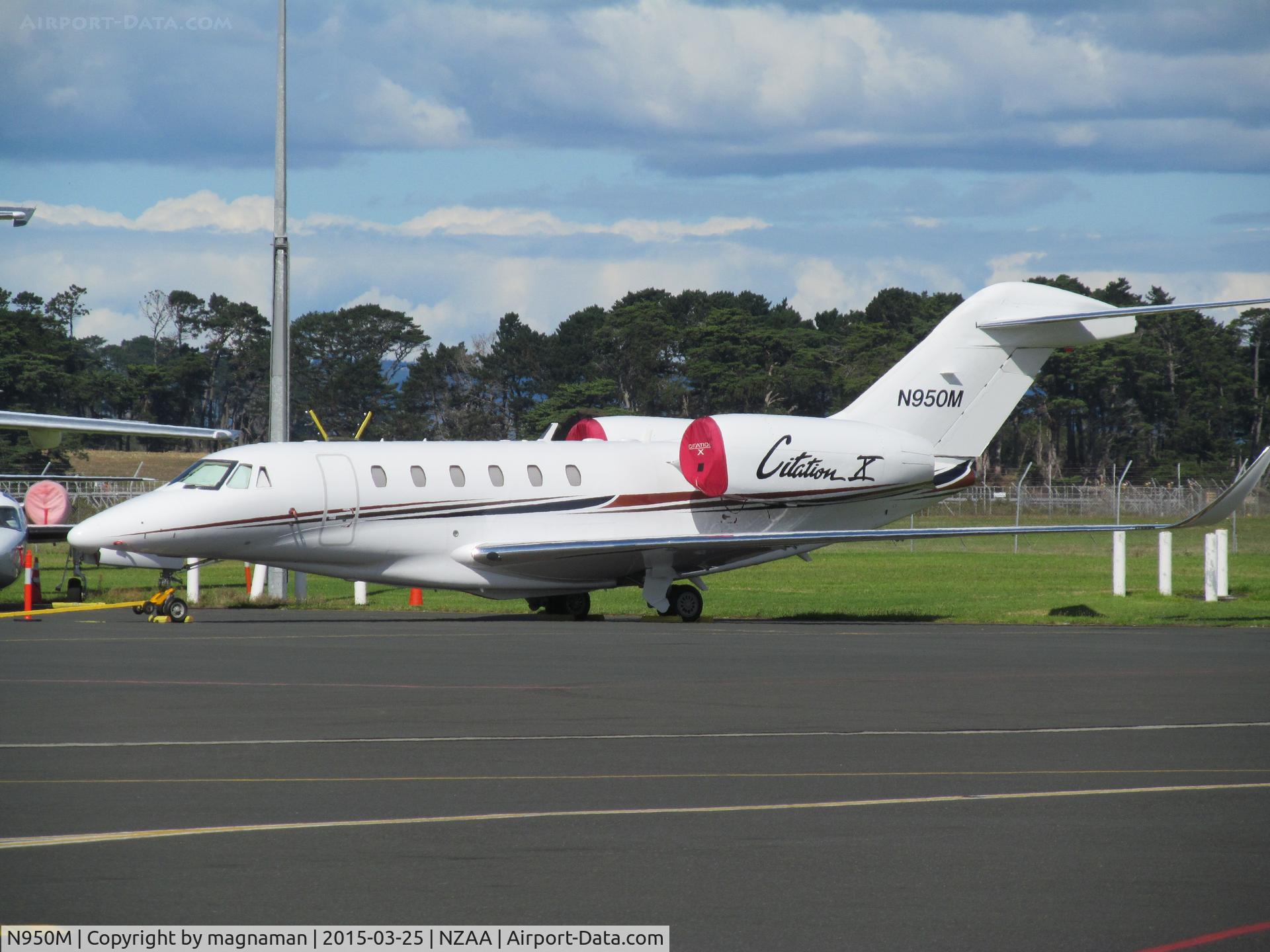 N950M, 2012 Cessna 750 Citation X Citation X C/N 750-0311, moved to convair apron to make way for M-AAEL arrival
