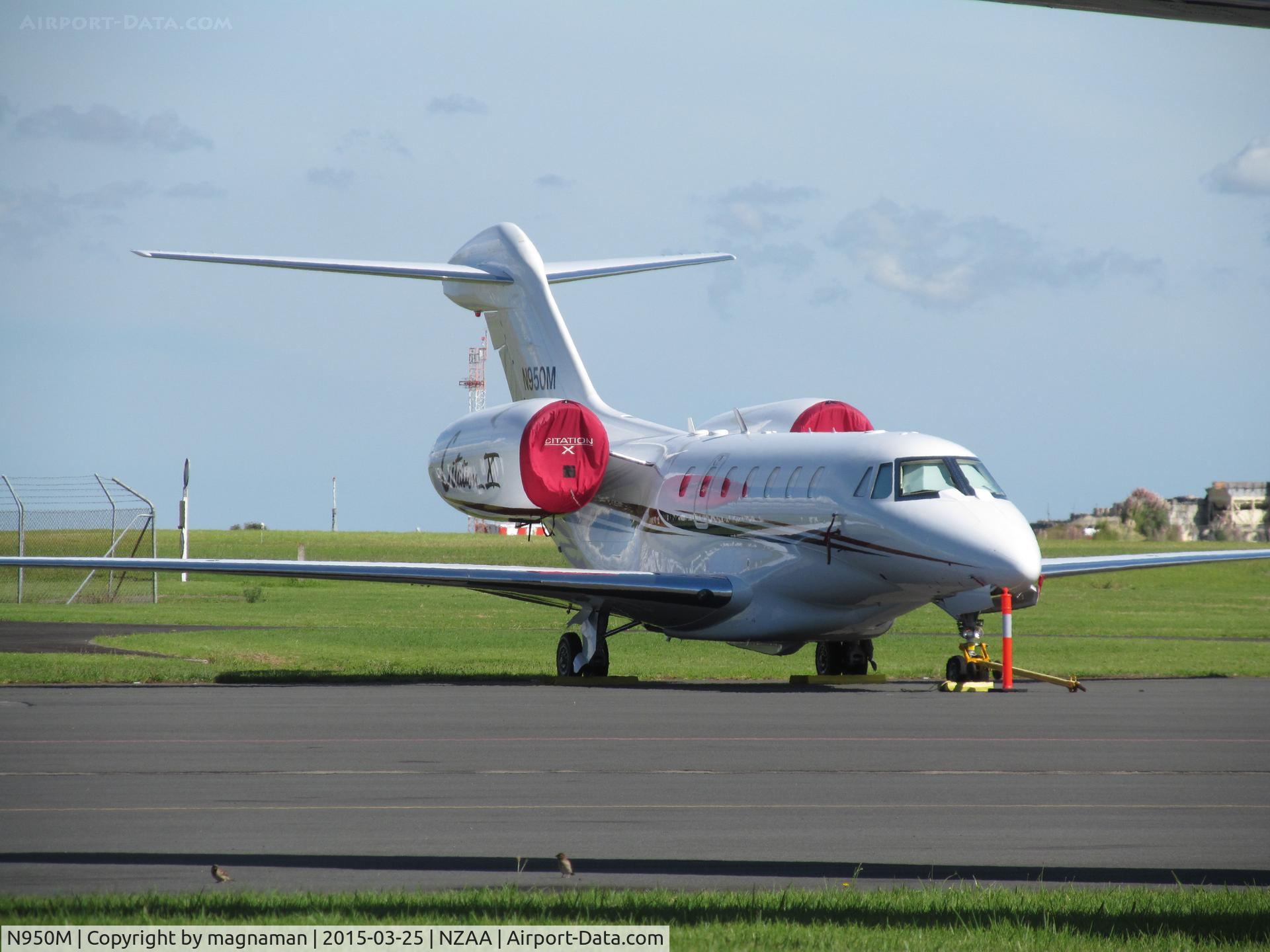 N950M, 2012 Cessna 750 Citation X Citation X C/N 750-0311, nice angle from apron fence