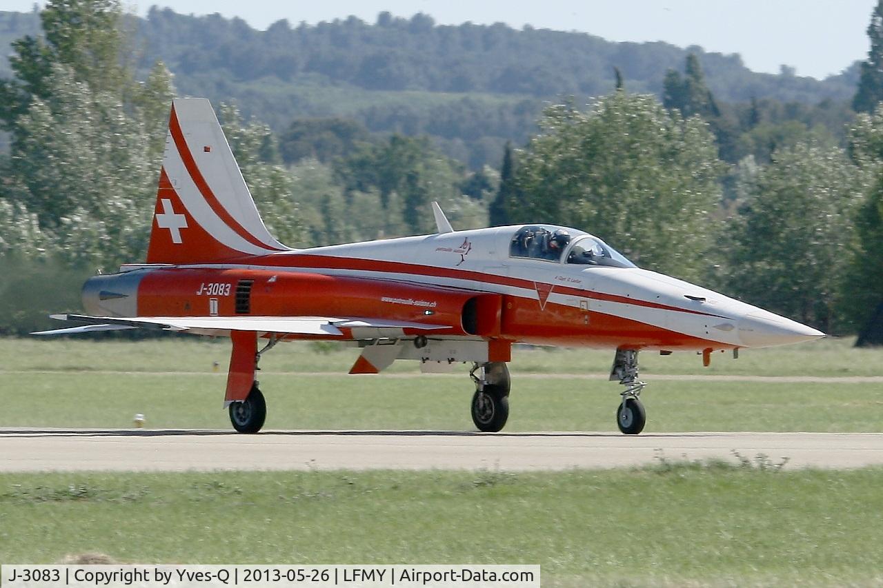 J-3083, Northrop F-5E Tiger II C/N L.1083, Northrop F-5E Tiger II, Capt Gaël Lachat, Number 4 of Swiss Air Force Aerobatic Team 2013, Salon de Provence Air Base 701 (LFMY) Open day 2013