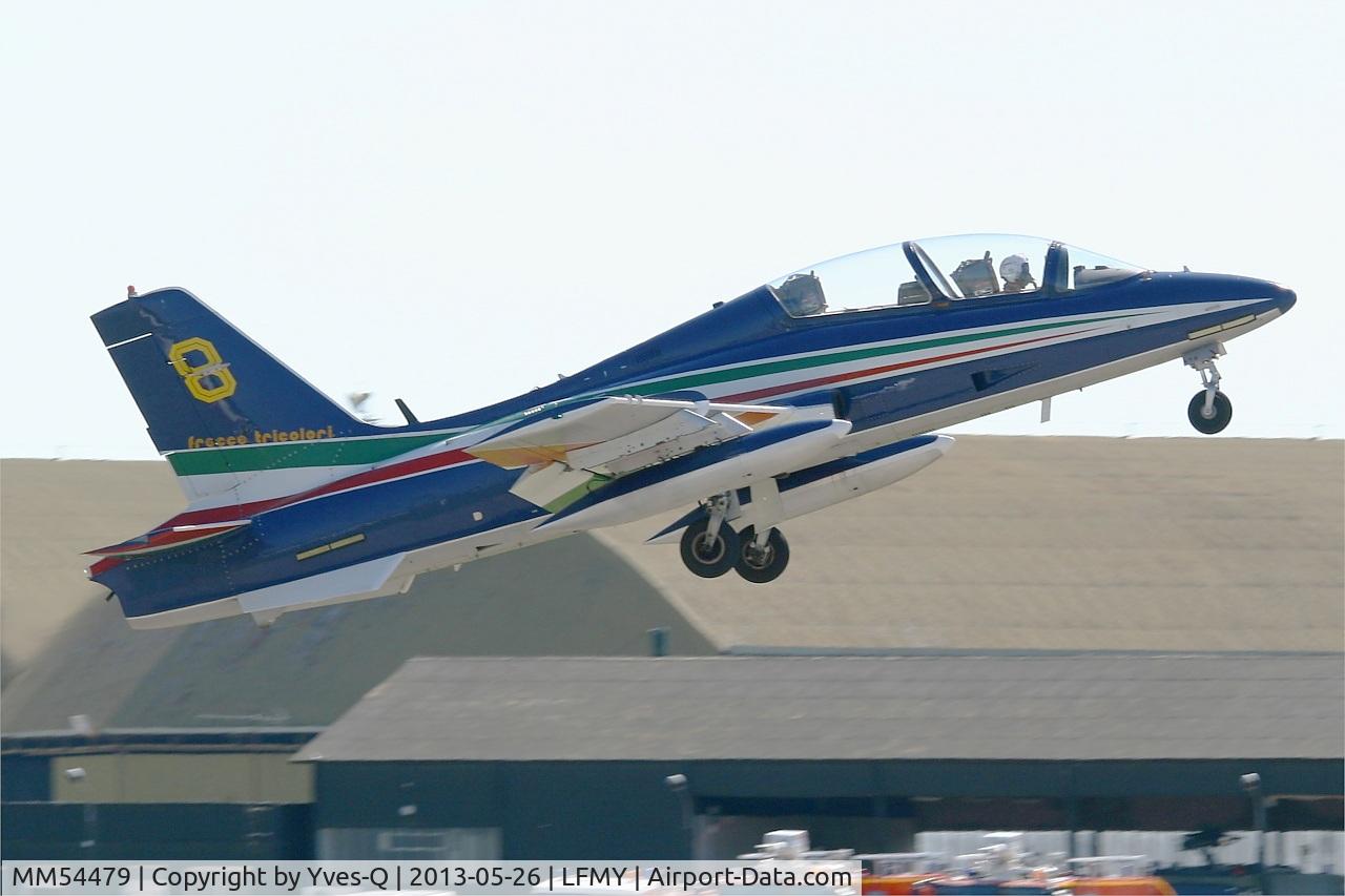 MM54479, Aermacchi MB-339PAN C/N 6674/069/AD008, Italian Air Force Aermacchi MB-339PAN, Number 8 in may 2013, Frecce Tricolori Aerobatic Team, Take off rwy 34, Salon De Provence Air Base 701 (LFMY) Open day 2013