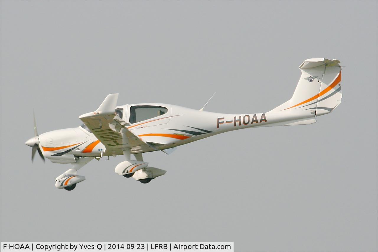 F-HOAA, Diamond DA-40 Diamond Star C/N D4.148, Diamond DA-40 Diamond Star, Short approach rwy 25L, Brest-Bretagne Airport (LFRB-BES)