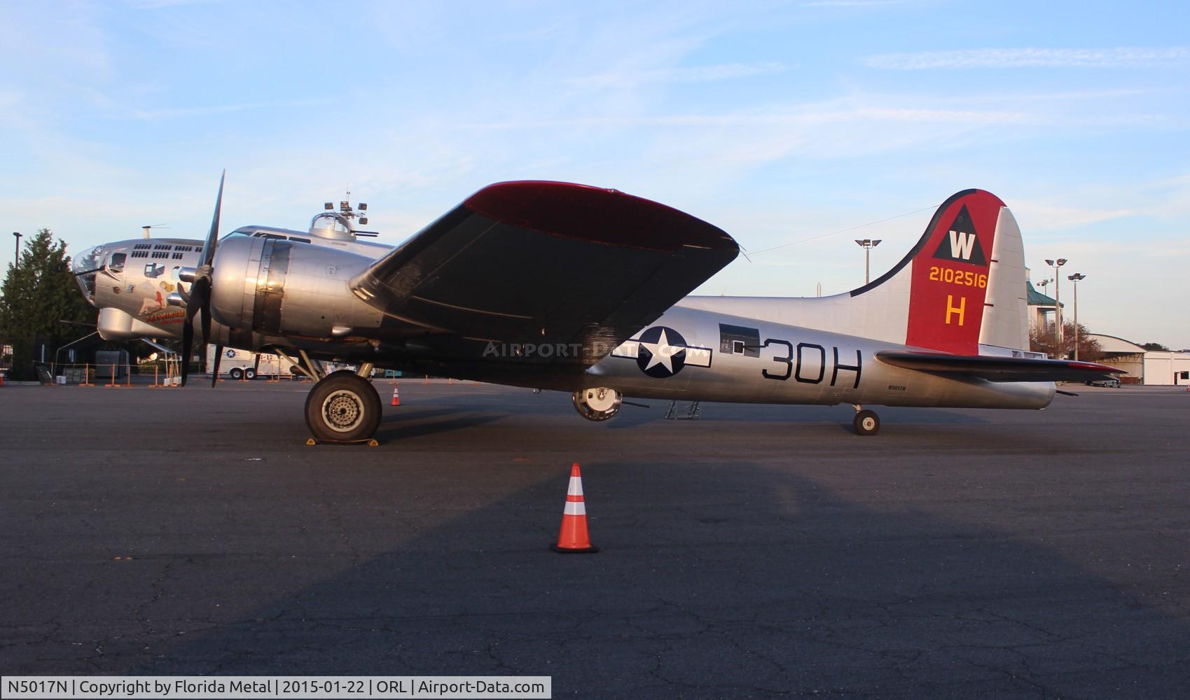N5017N, 1944 Lockheed/Vega (Boeing) B-17G-105-VE Flying Fortress C/N 8649, B-17 Aluminum Overcast