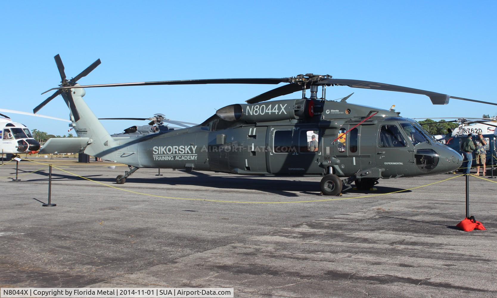 N8044X, 2002 Sikorsky S-70A-42 Black Hawk C/N 70-2750, Sikorsky S-70