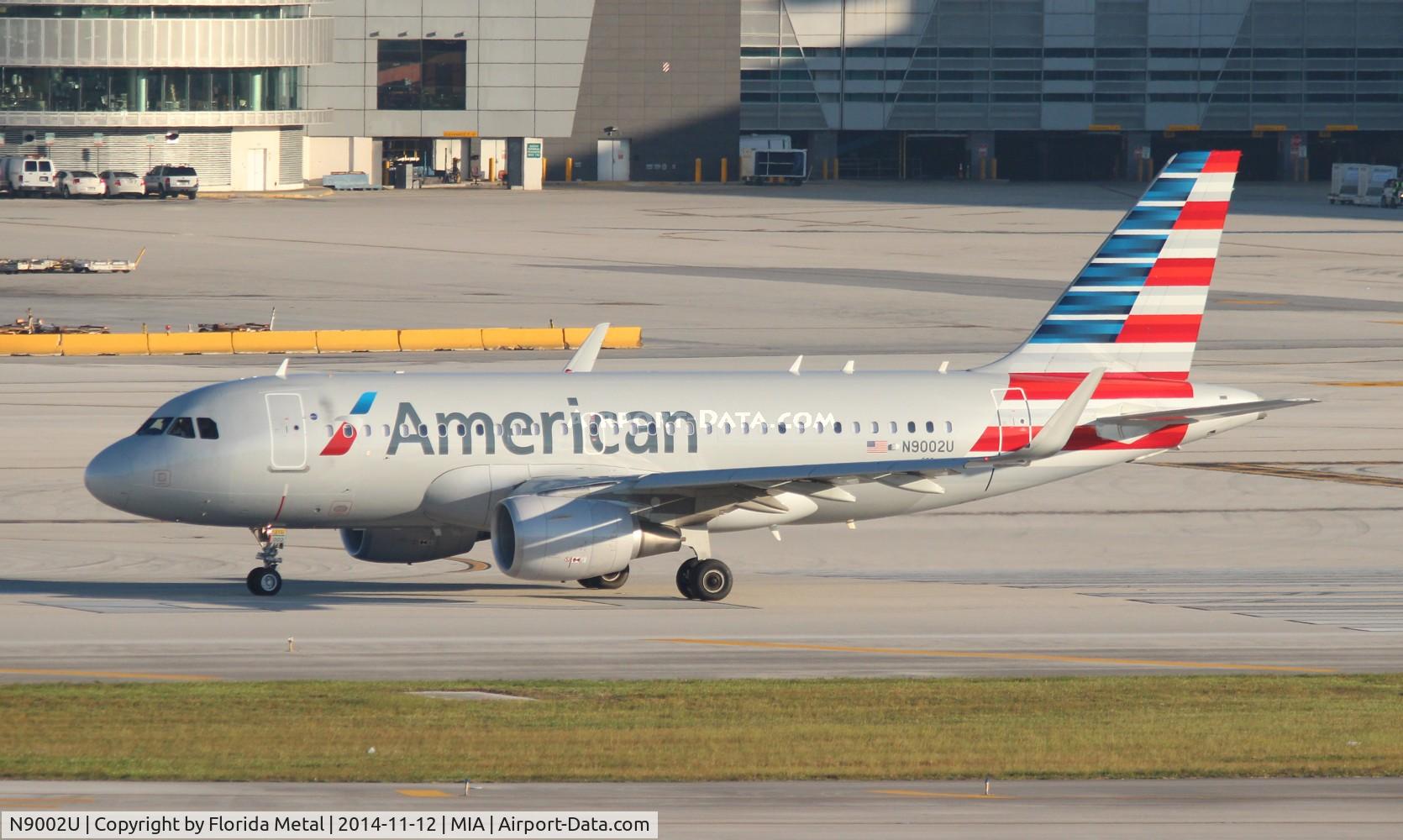 N9002U, 2013 Airbus A319-115 C/N 5698, American