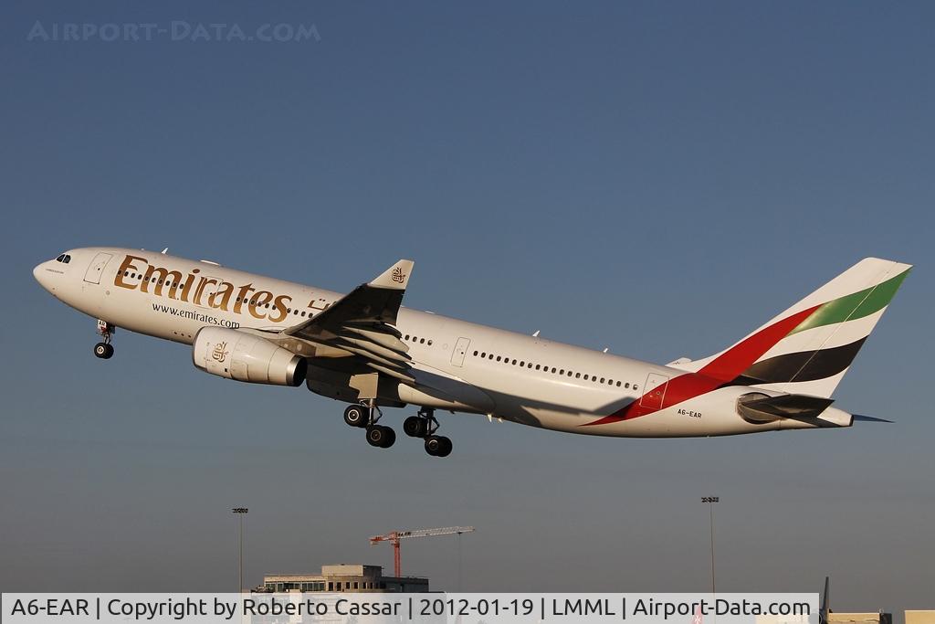 A6-EAR, 2003 Airbus A330-243 C/N 536, Ruwnay 31