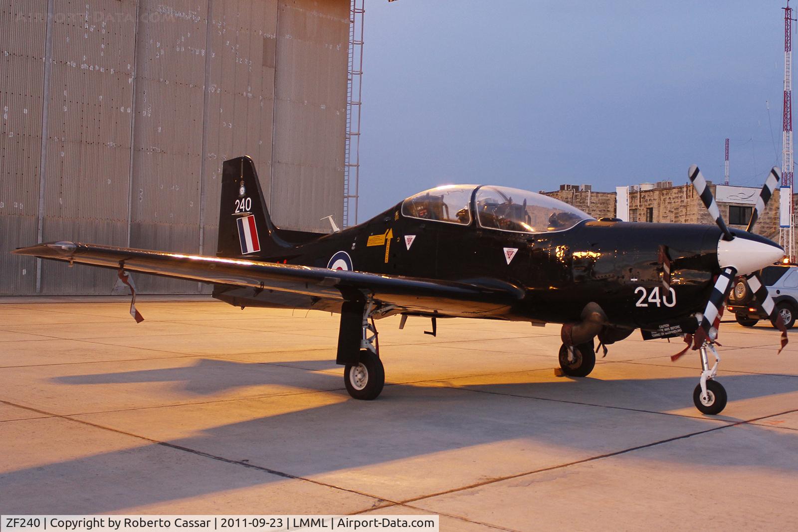 ZF240, 1990 Short S-312 Tucano T1 C/N S043/T40, Park 2