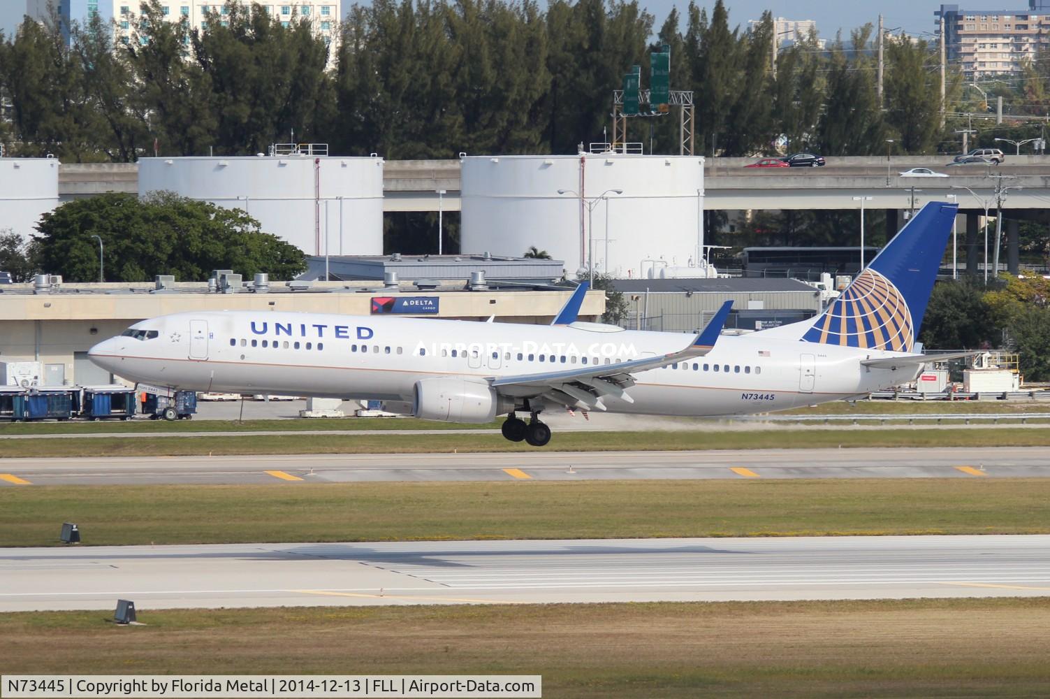 N73445, 2011 Boeing 737-924/ER C/N 40000, United