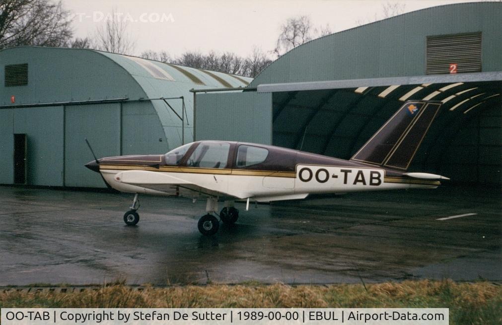 OO-TAB, 1980 Socata TB-9 Tampico C/N 130, Flying for Vliegclub Ursel.