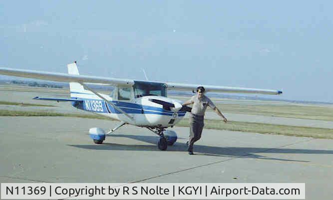 N11369, 1973 Cessna 150L C/N 15075359, Photo shows N11369 being moved to hangar by a previous owner in about 1983
