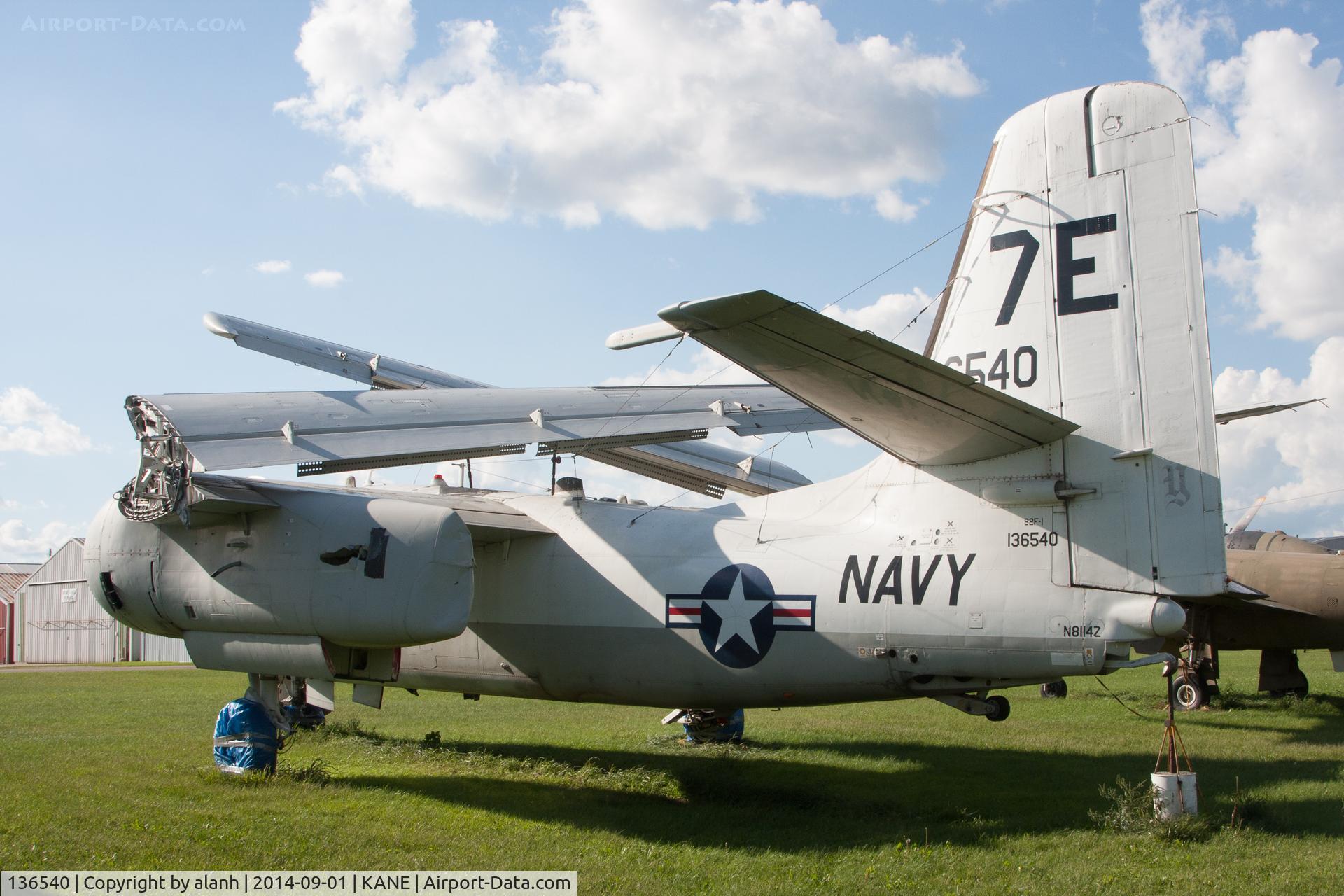 136540, Grumman S-2A Tracker C/N G-449, Looking forlorn and neglected