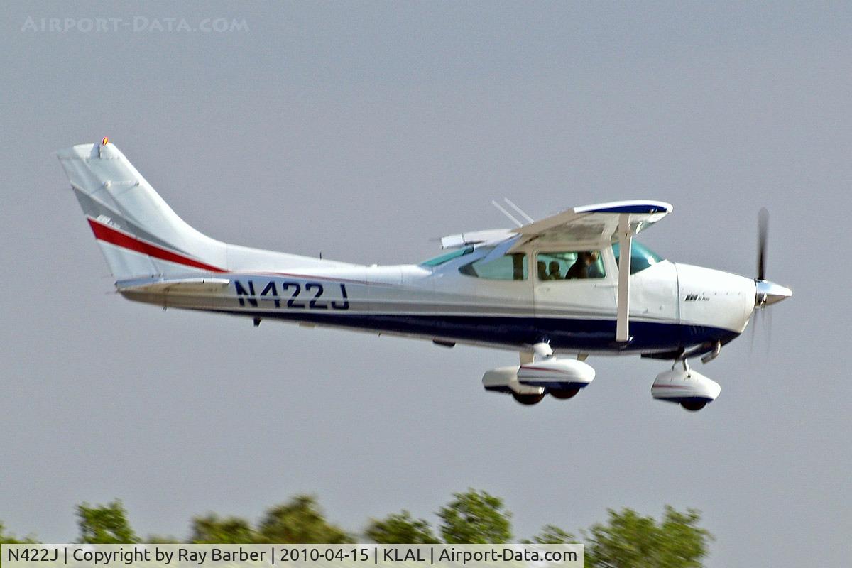 N422J, 1977 Cessna 182Q Skylane C/N 18266172, Cessna 182Q Skylane [182-66172] Lakeland-Linder~N 15/04/2010