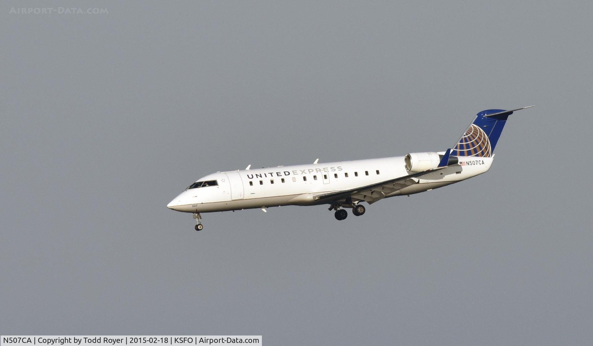 N507CA, 2003 Bombardier CRJ-200ER (CL-600-2B19) C/N 7796, Landing at SFO