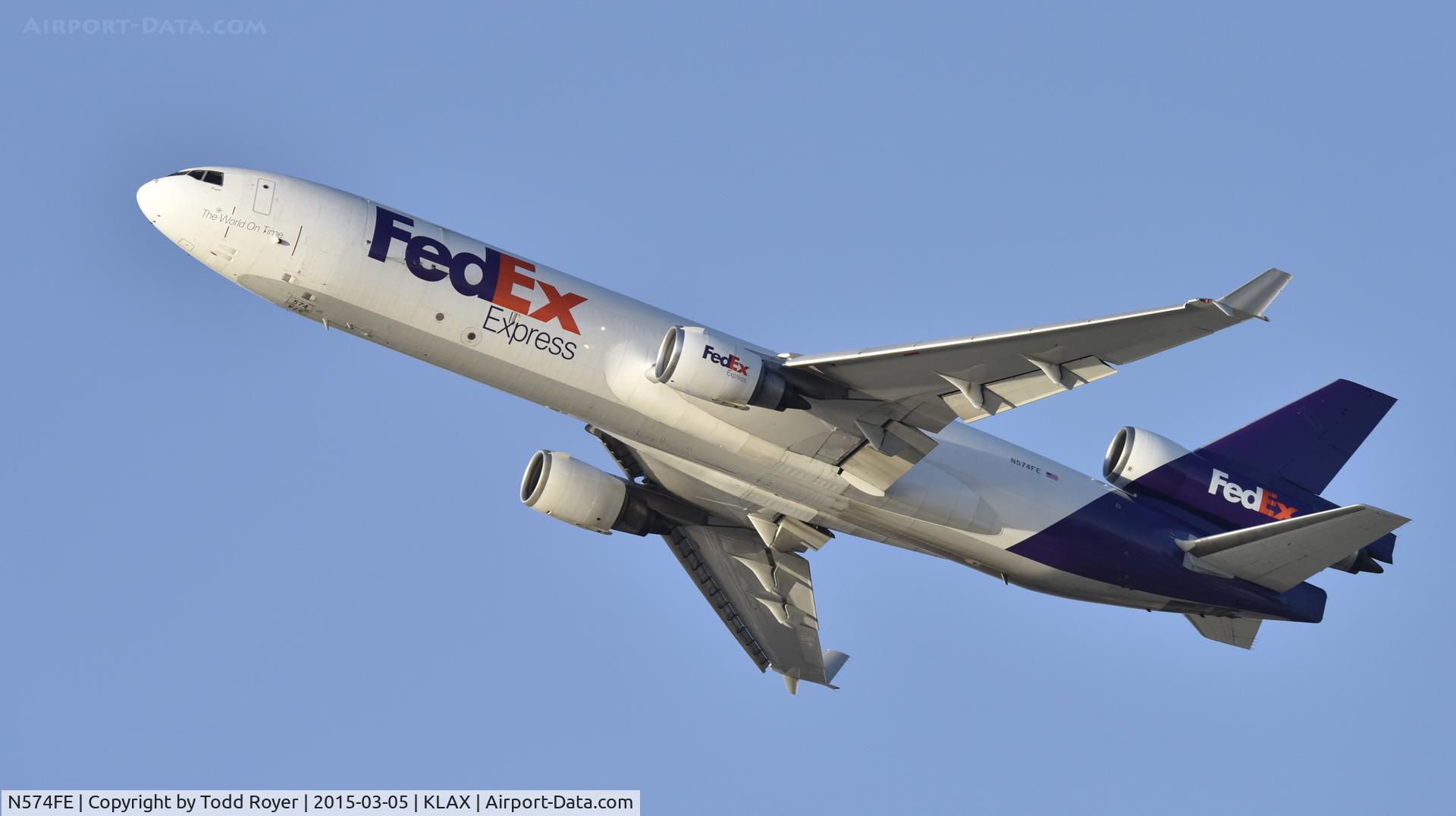 N574FE, 1991 McDonnell Douglas MD-11F C/N 48499, Departing LAX on 25R