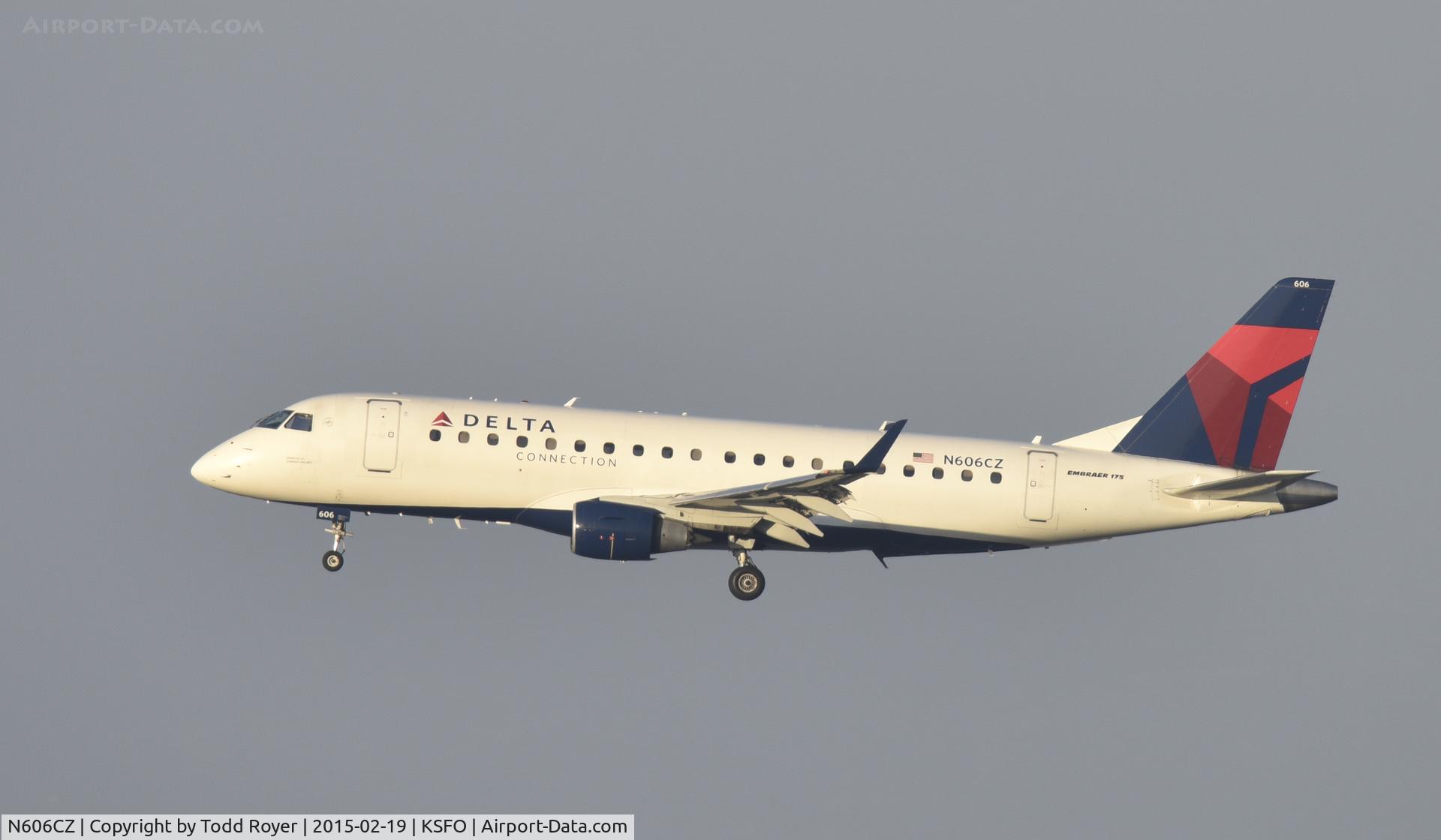 N606CZ, 2007 Embraer 175LR (ERJ-170-200LR) C/N 17000188, Landing at SFO