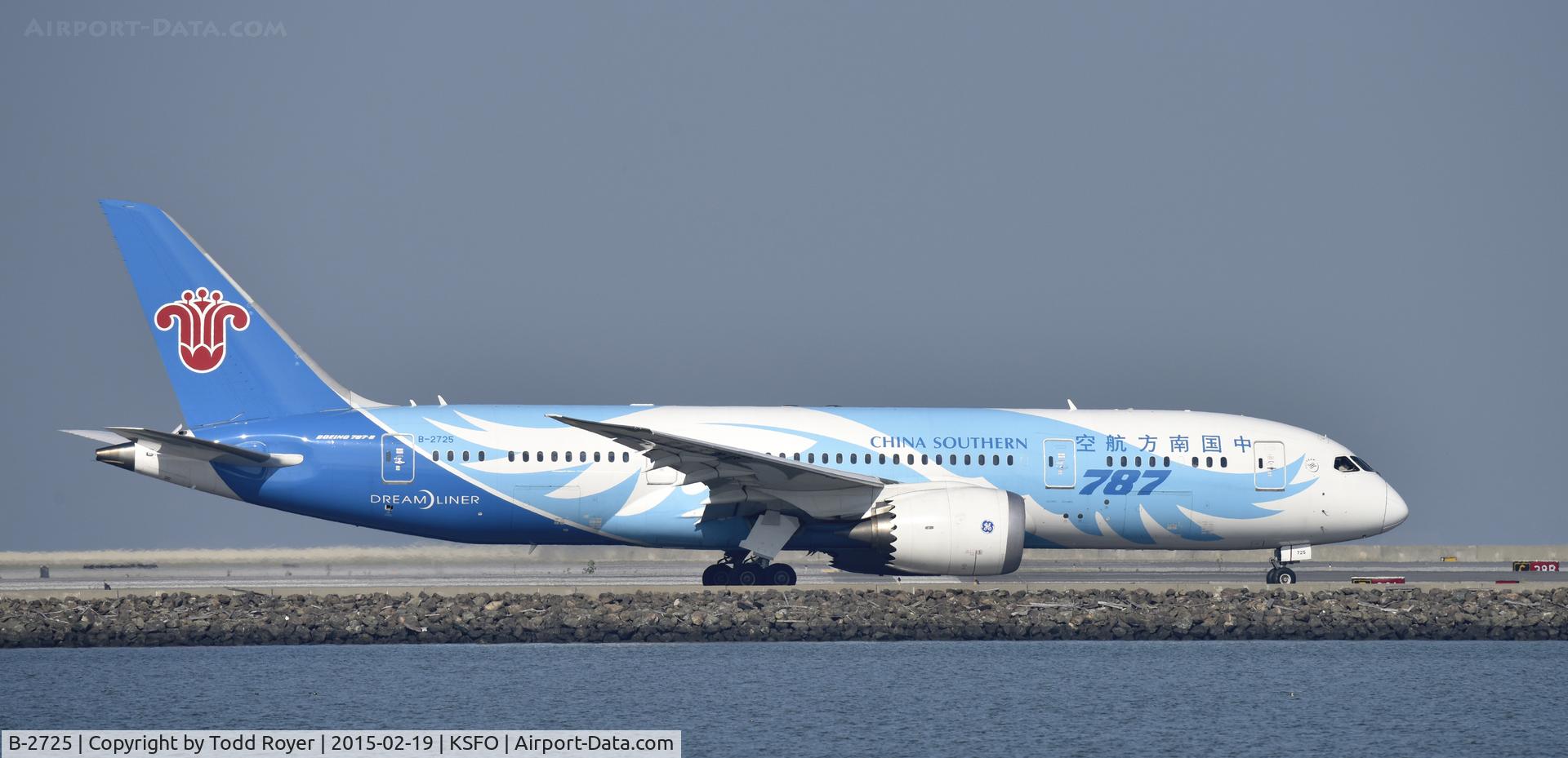 B-2725, 2012 Boeing 787-8 Dreamliner Dreamliner C/N 34923, Taxiing for departure at SFO