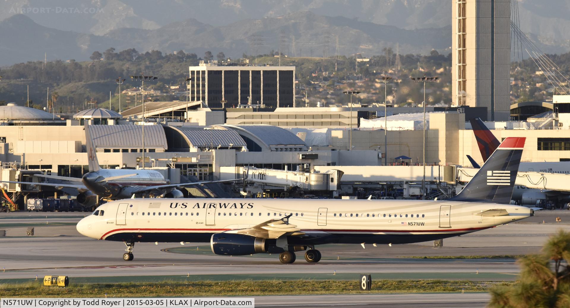 N571UW, 2013 Airbus A321-231 C/N 5800, Arrived at LAX on 25L