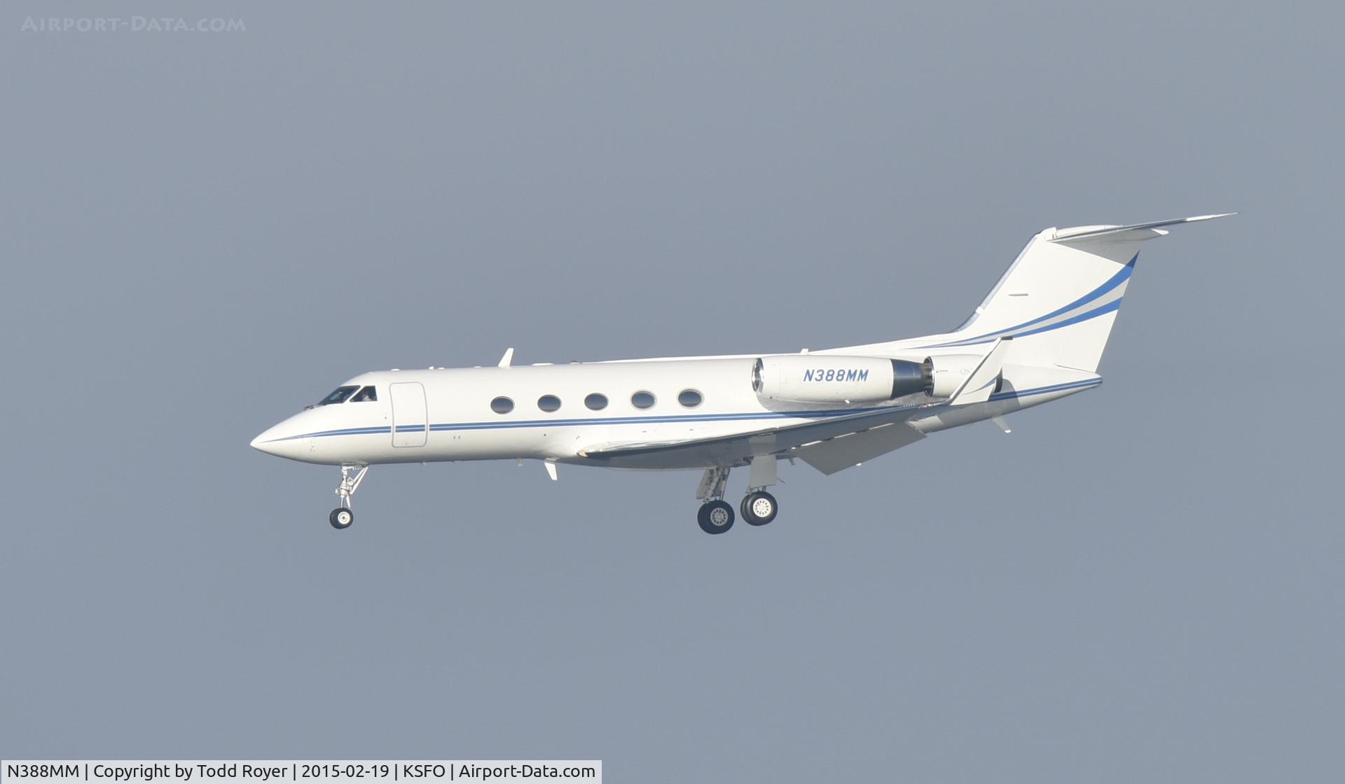 N388MM, 1986 Gulfstream Aerospace G-1159A Gulfstream III C/N 490, Landing at SFO